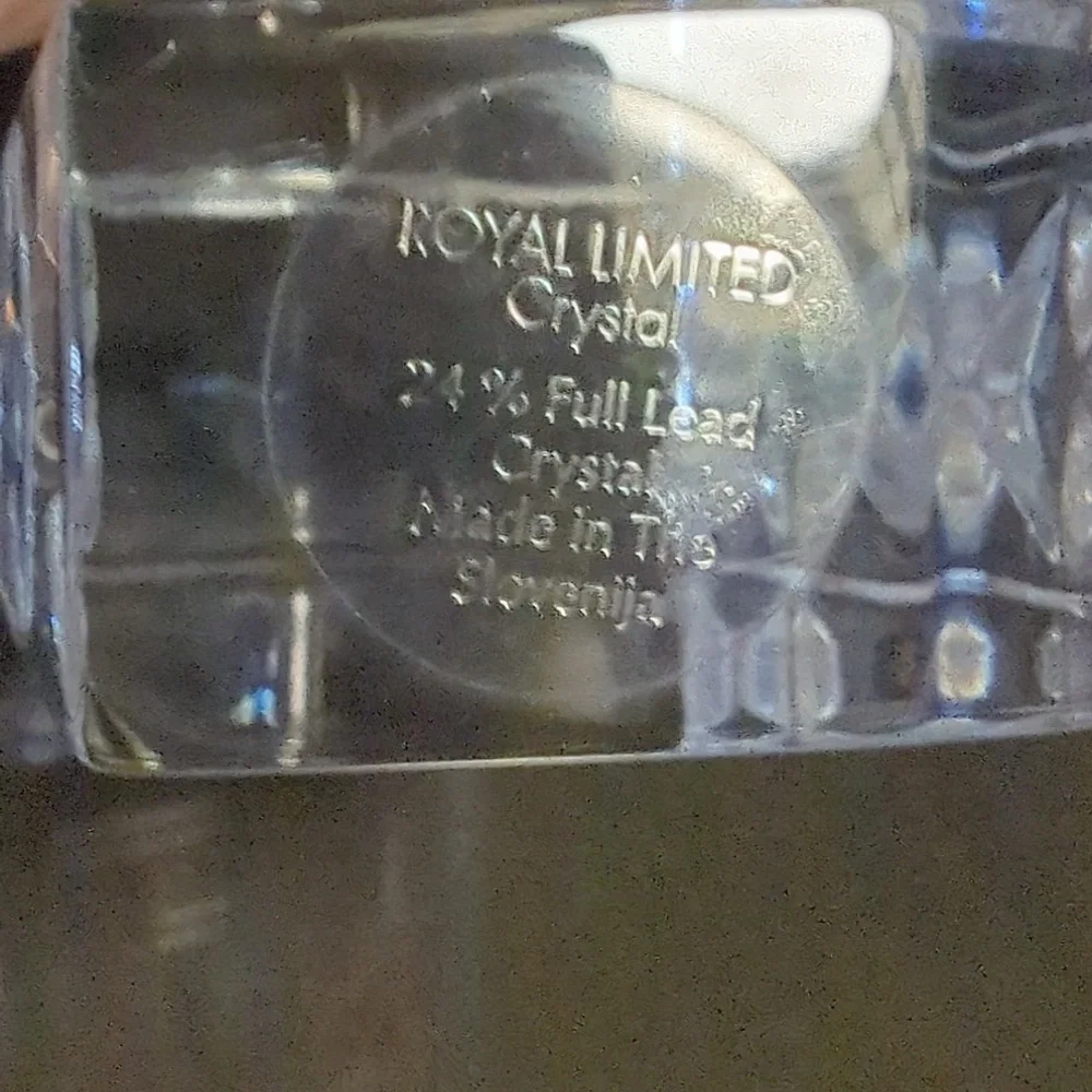 Royal Limited Heavy Lead Crystal Standing Cross 10" - Picture 4 of 5